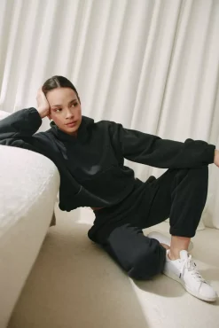 The Akala Studio Forever Black Pants Hot